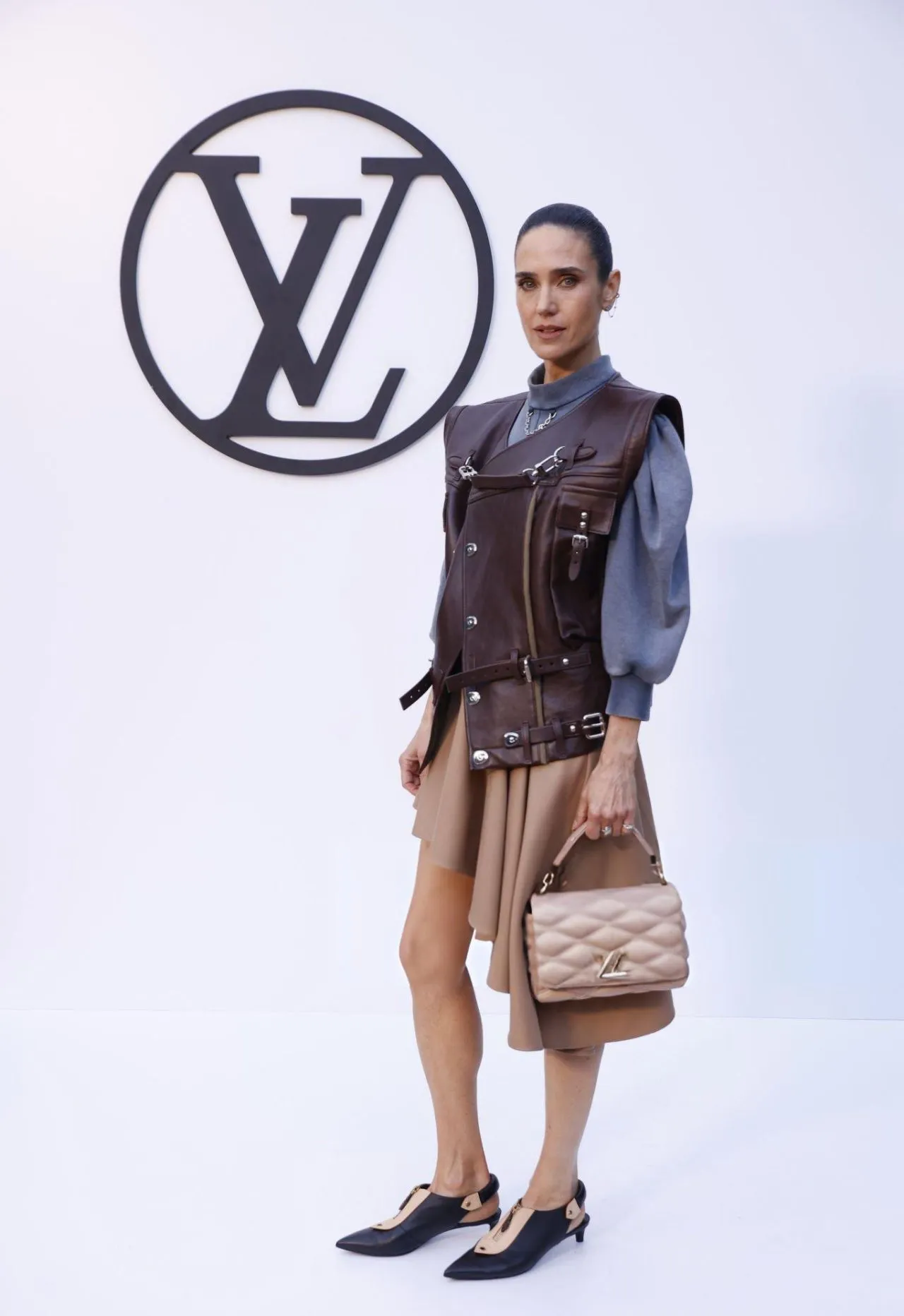 JENNIFER CONNELLY AT LOUIS VUITTON PHOTOCALL FASHION SHOW IN BARCELONA